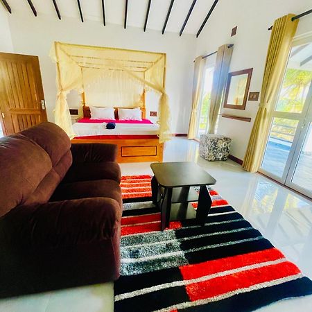 Maha Oya Lodge Wayikkal Luaran gambar